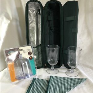 Picnic at Ascot Insulated Wine Tote Glass Napkin S